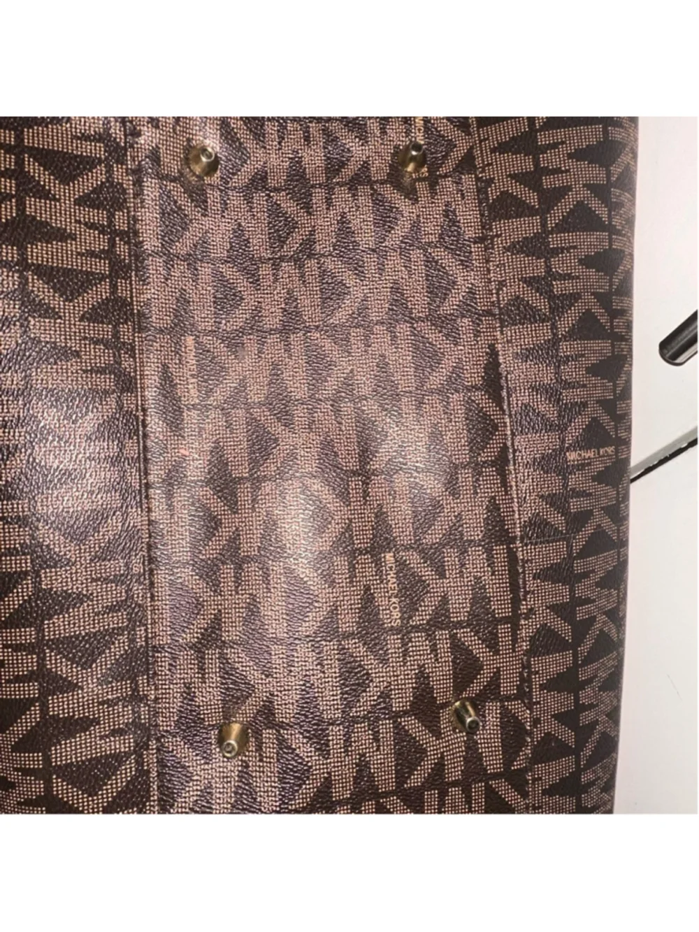 Michael Kors brown Monogram duffel bag - Picture 9 of 12